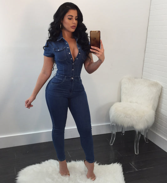 Ladies Fashion Fit Solid Color Casual Jumpsuit