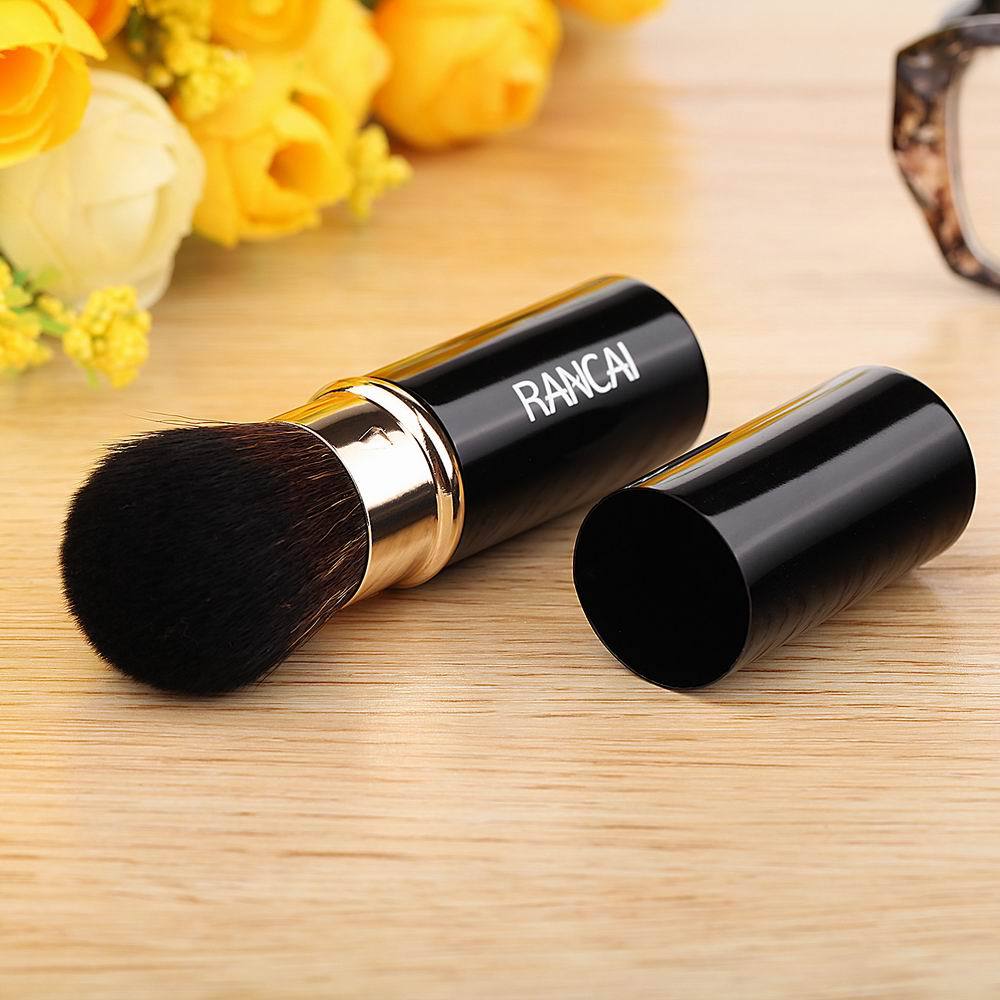 Single mini retractable makeup brush